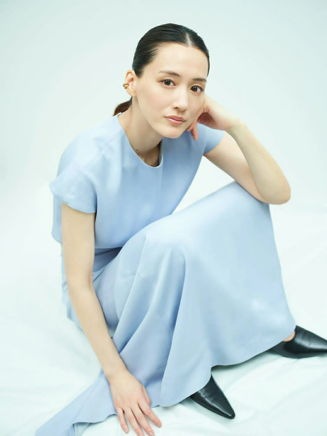 日娱新闻绫濑遥 绫濑遥  日媒《ginzamag》采访美图 