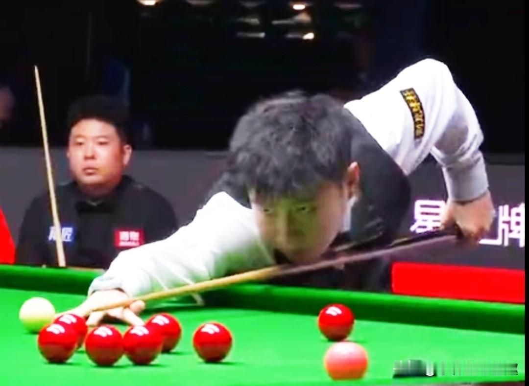 赵心童3-1领先张安达，可望挺进中国公开赛16强！


北京时间8月11日晚，2