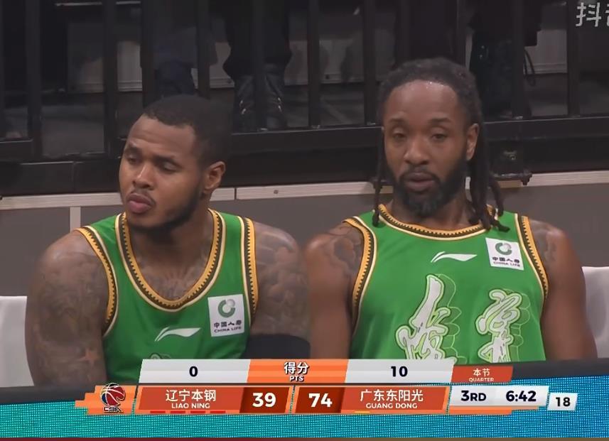 亨特留在沈阳“养伤”没有随球队前往客场山西。亨特来辽宁队一共打了四场比赛，场均出