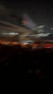 一段声称昨晚波斯首都的抗议在网络上传播，其实是几年前的。由于断网，现在外界几乎不