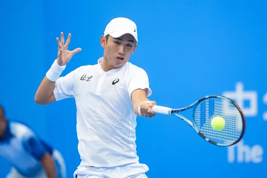 全运会网球青年男女团体两枚金牌都被北京队拿了，厉害。一想到北京队的官方合作伙伴，