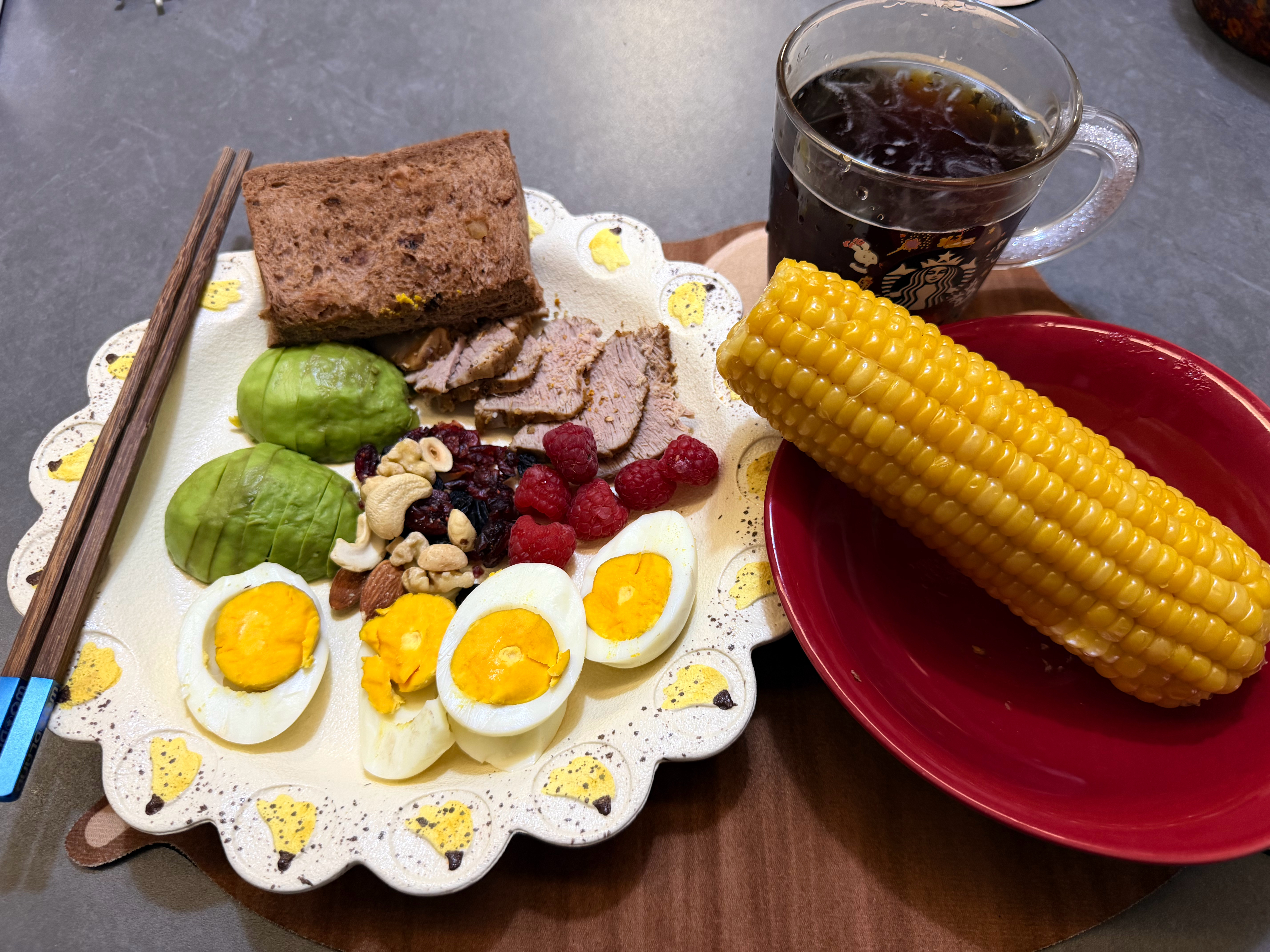 简单一口，去公司干活，这个月就能看到盈利了虽然比我25年缩水了不少，至少在外部行