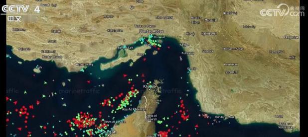 伊朗那支“蚊子舰队”藏不住了！就躲在海岸的岩洞里，跑起来最快能到185公里每小时