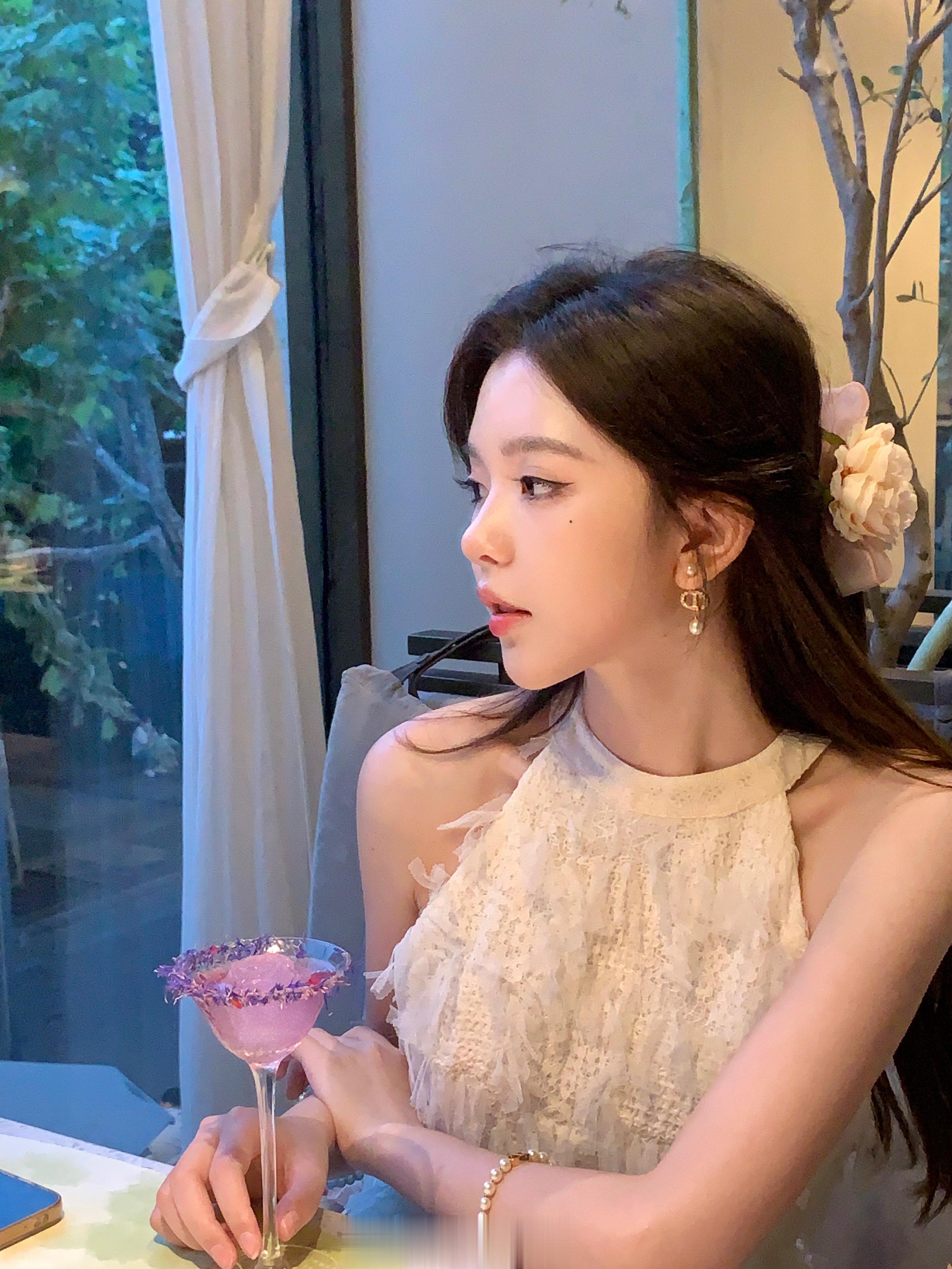 六周年快乐🍸🫧🎀 ​​​