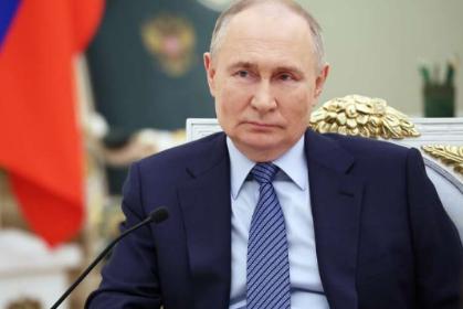 美国有些坐不住了，普京突然宣布停火，算是在特朗普背后开了一枪！

近期，克里姆林