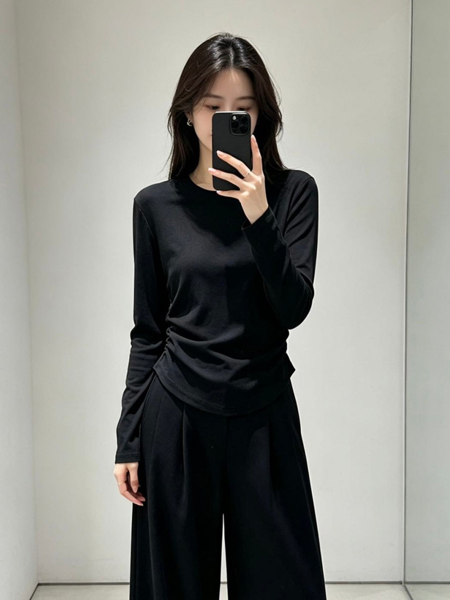 一年一度的基础单品~BM小蛮腰侧褶显瘦打底衫 一件可以单穿or叠穿，贯穿春、秋、