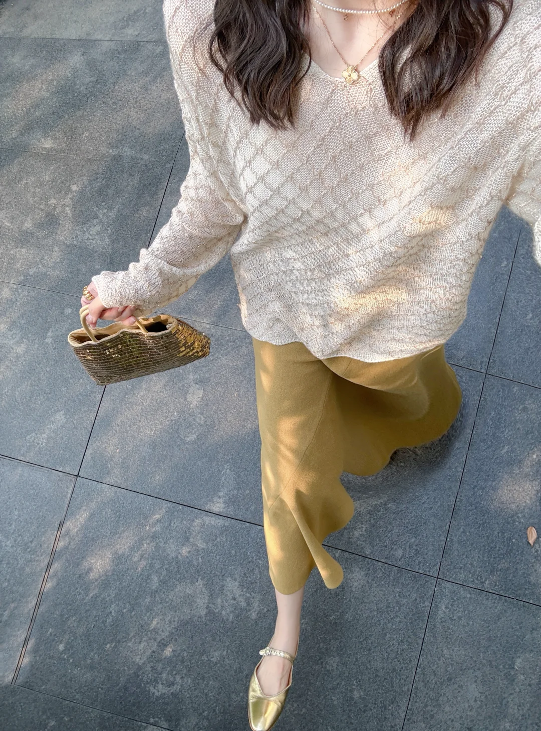 早秋淡人通勤🍂精致牛马超爱的薄罩衫➕半裙