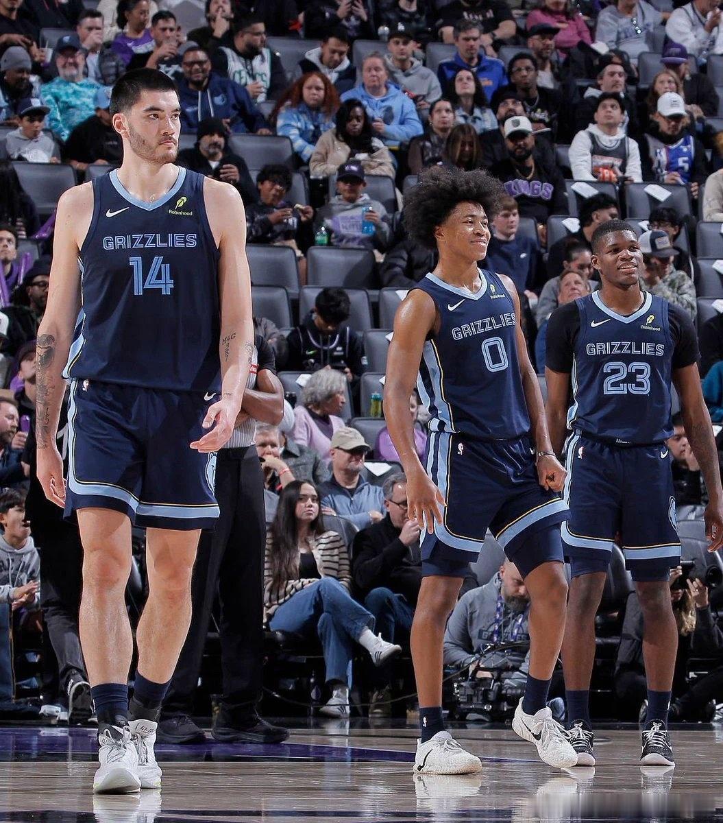 孟菲斯灰熊孟菲斯灰熊 NBA记者汤姆·哈伯斯特罗（Tom Haberstroh）