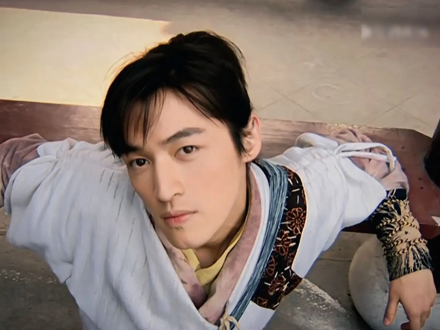 少年啊，太张扬，轻裘白马踏金榜