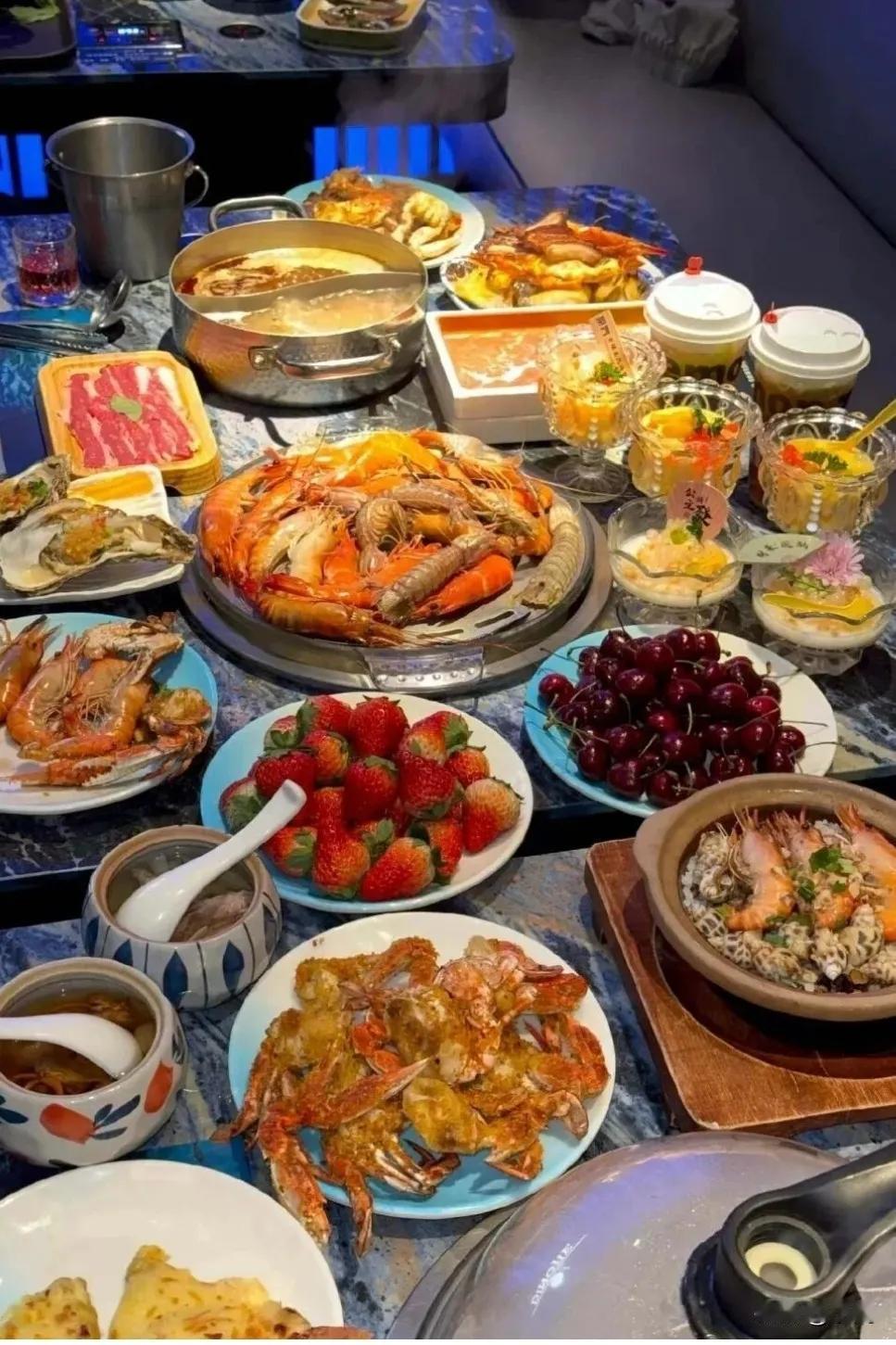 我认为不太好。
小额礼物，日常花销，节日红包，法律上基本要不回，情理上要回也很掉