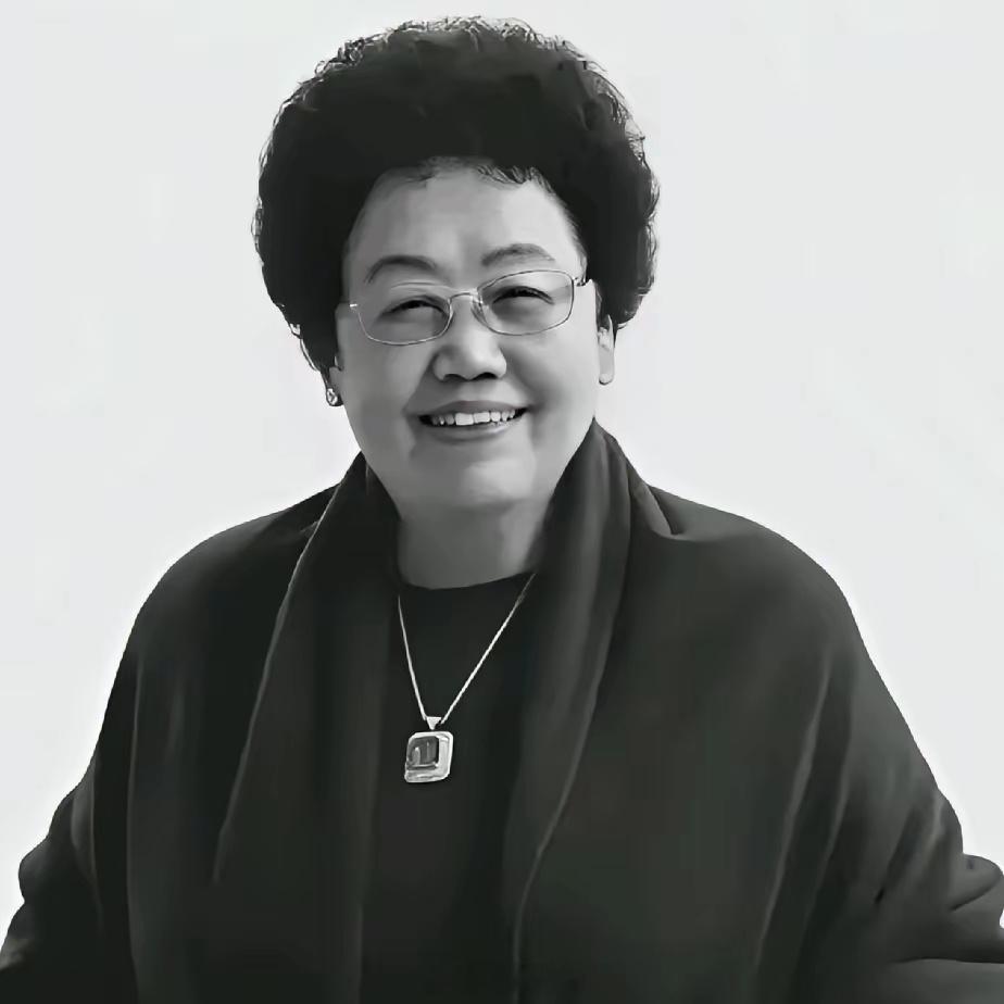 陈丽华追悼会，最让人意外的不是下雨还去了很多人，而是当年远行取经的几个人基本都来