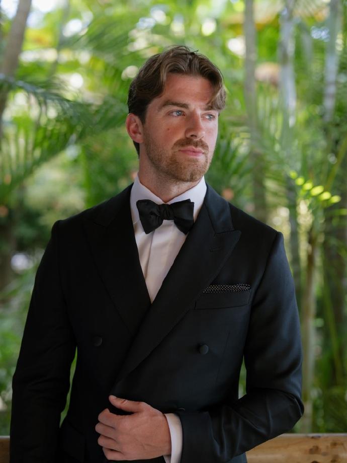 烟鬼DrewTaggart婚礼烟鬼DrewTaggart结婚 日前，烟鬼The 