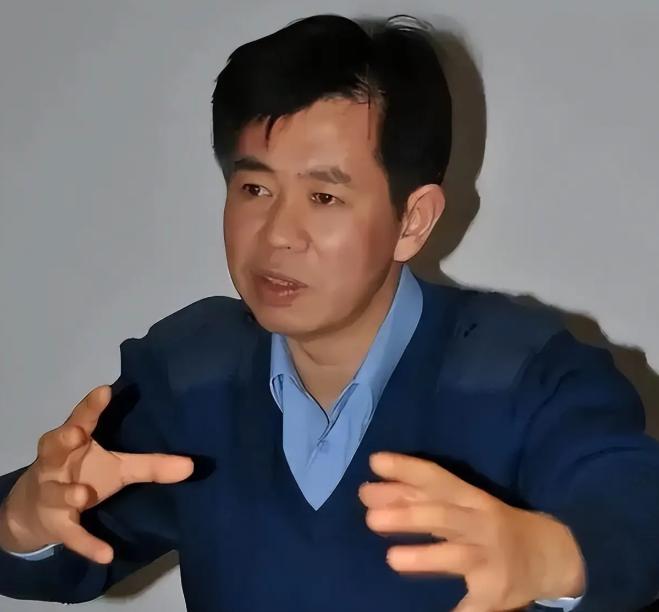 戴旭曾警示：航母、五代机、远程导弹堆起来也没用，如果不敢亮剑、不给挑衅者代价，中