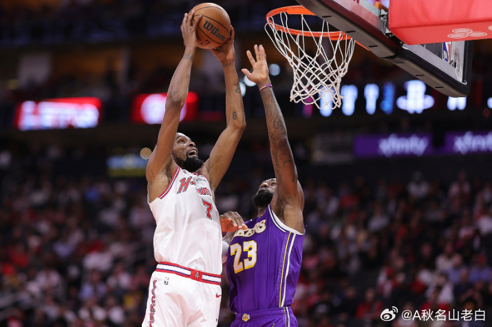 近日，帕金斯在《Run It Back》节目中谈到了杜兰特。谈到杜兰特得分超乔丹