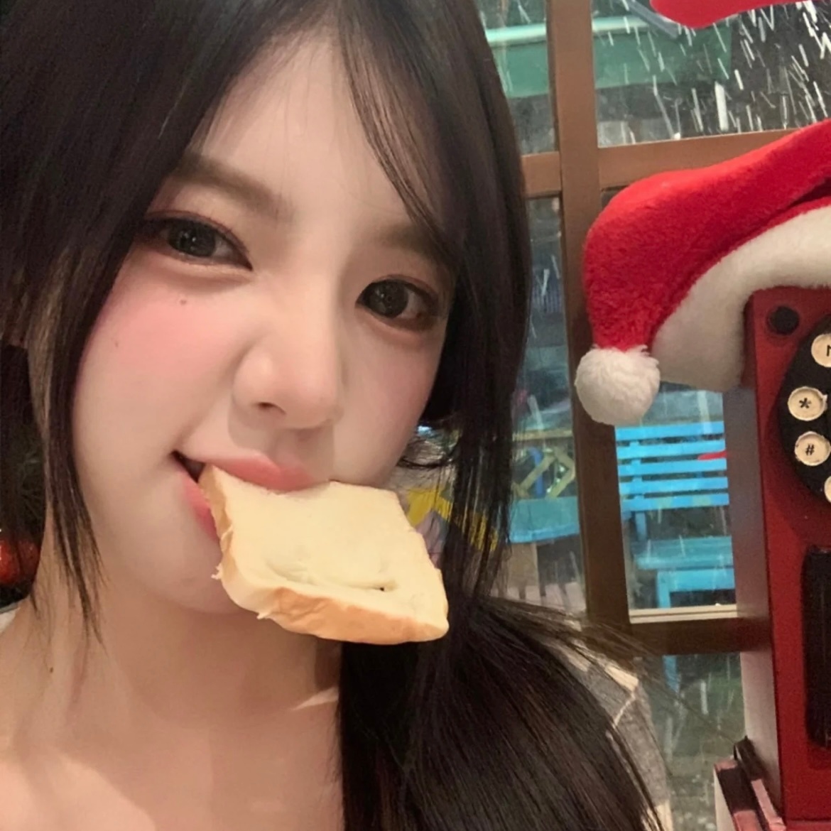 “祝我们都能遇到心软的财神爷” ​ ​​​