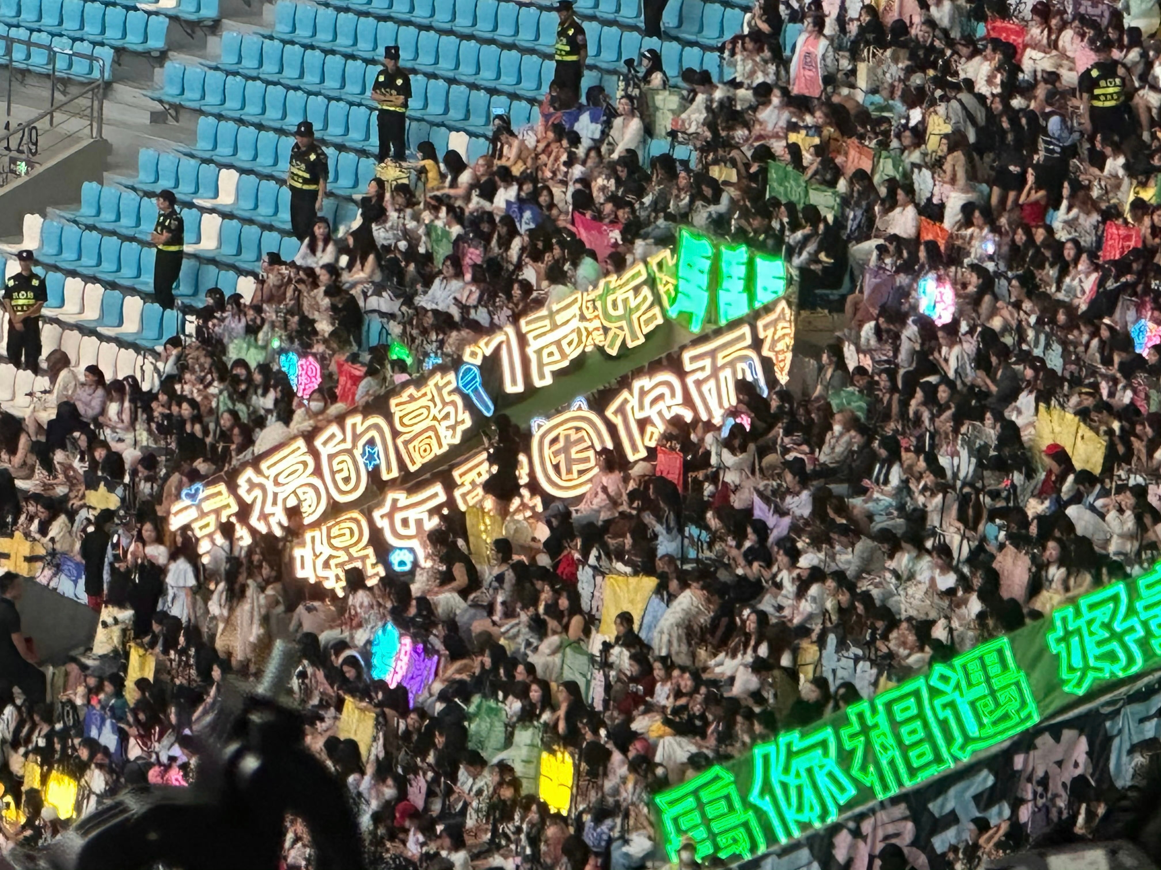 东东：谢谢你在世界的角落找到我我们不讲遥远的永远只讲当下的真心，我只想说爱真好，