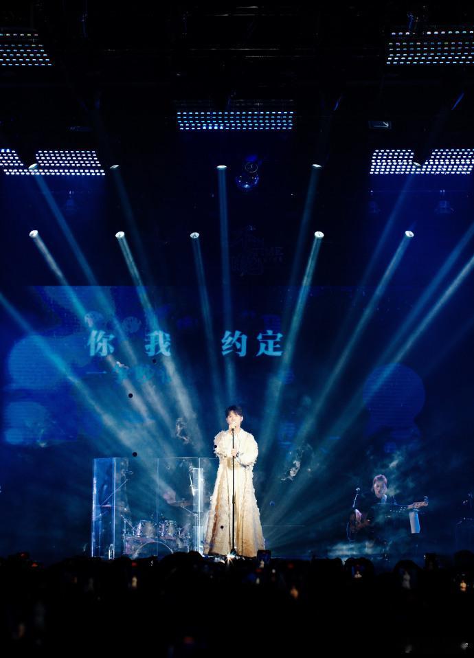 蒋敦豪二九十八巡演收官发文  蒋敦豪我们下轮全国巡演再见  家人们，蒋敦豪的二九