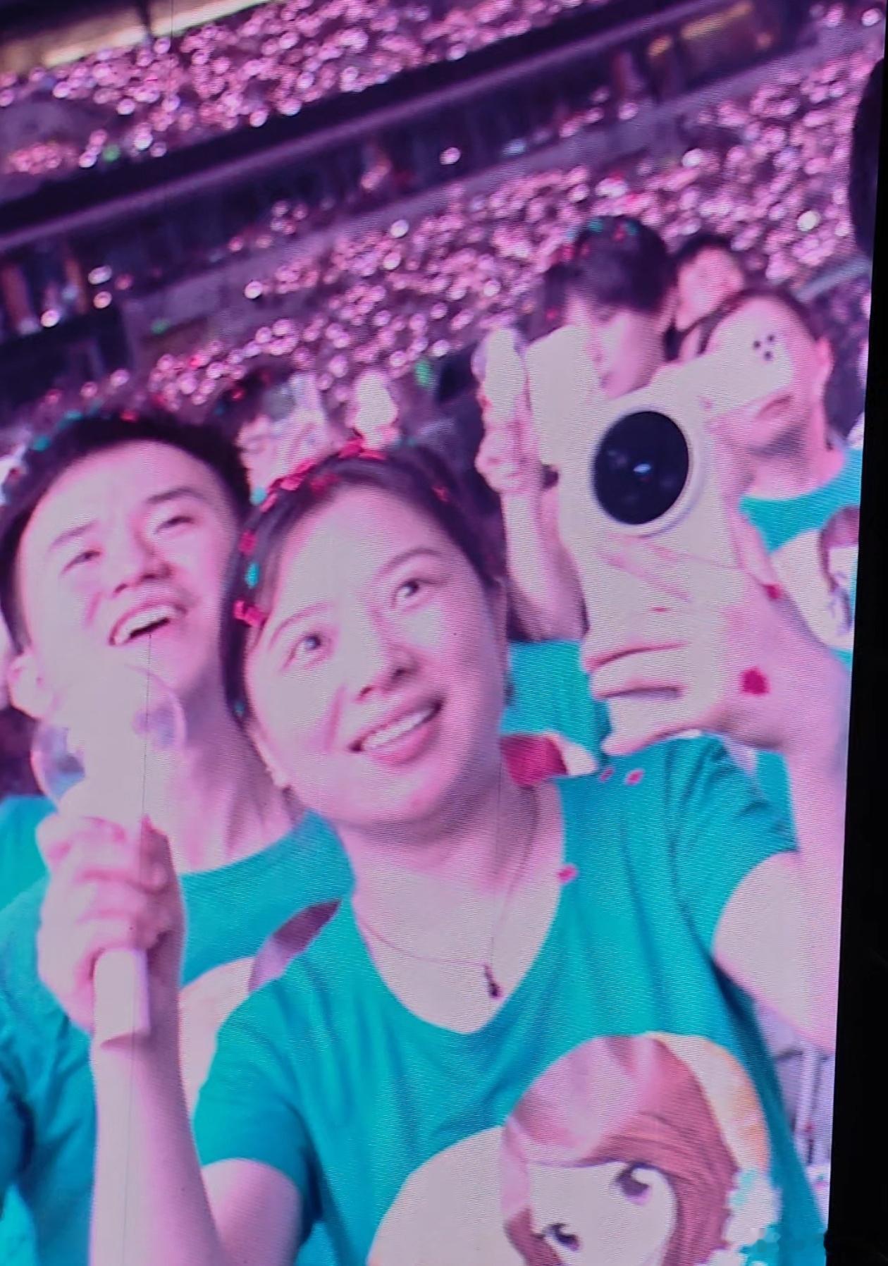 演唱会上vivo的出镜率真高