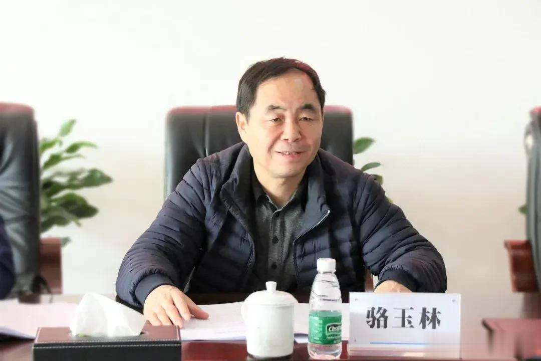 周三打虎，国资委副部级干部骆玉林被查！

5月17日，权威媒体发布消息，国务院国