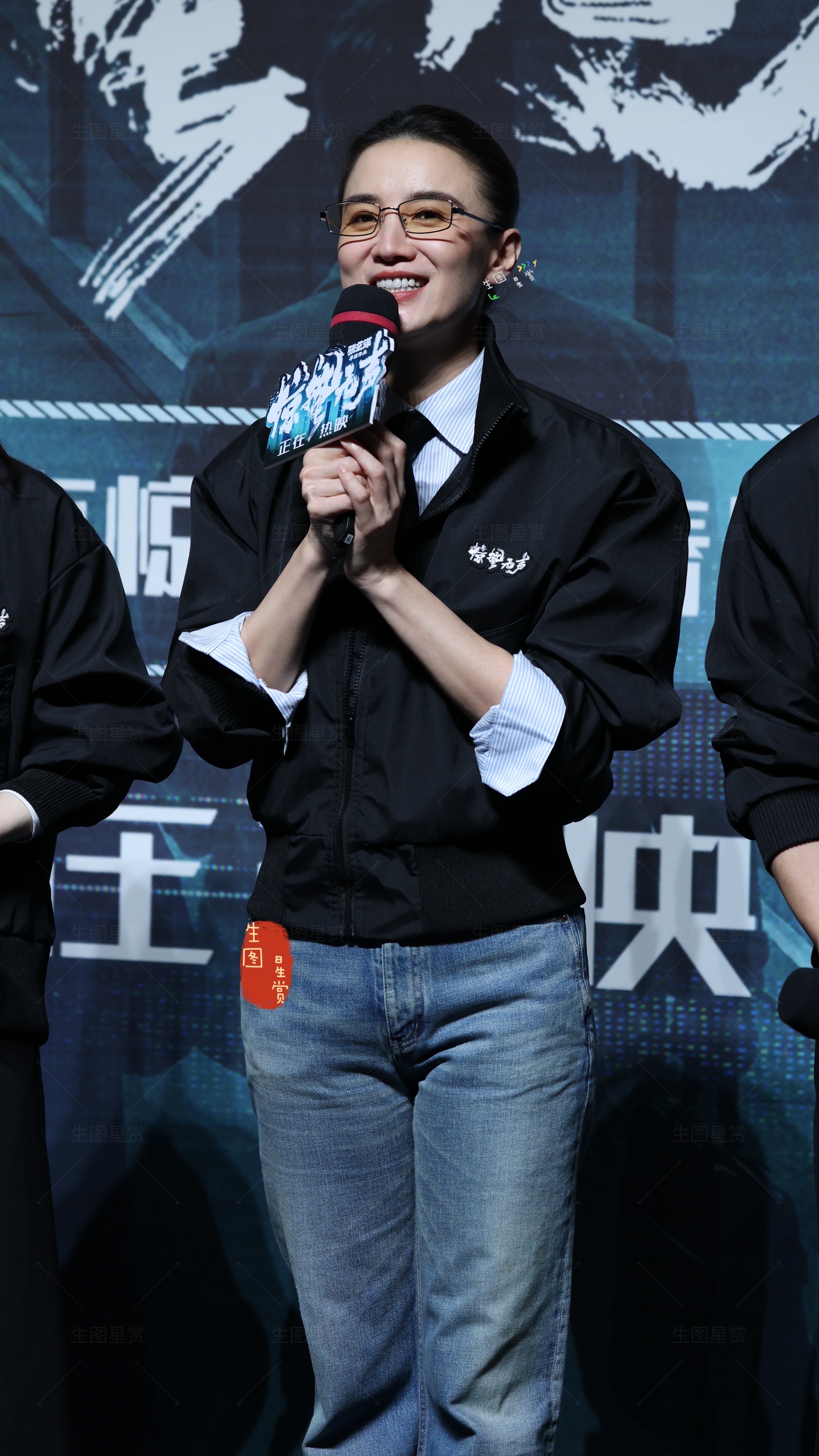 宋佳惊蛰无声首映礼高智感牛仔女郎