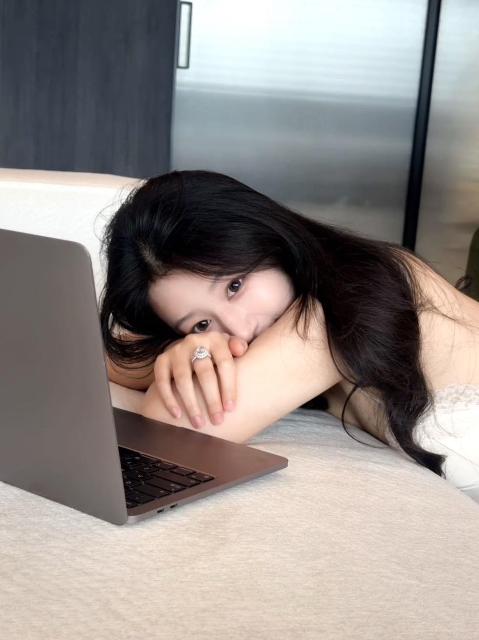 你总在关心别人好不好 那你呢 好不好？