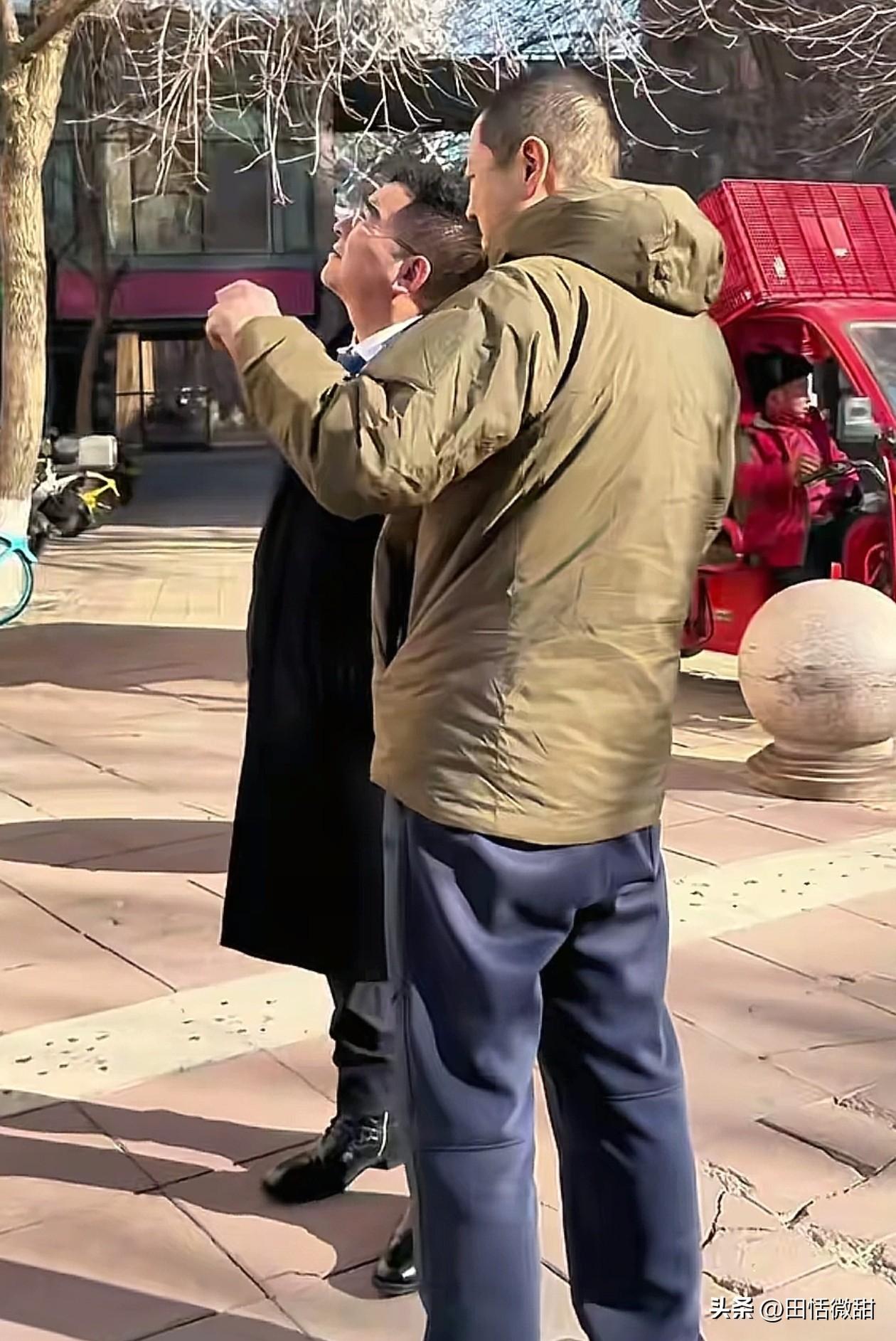 陈光标发布了一段与李亚鹏参观嫣然儿童医院的视频，李亚鹏的一句话让他动容。“嫣然医