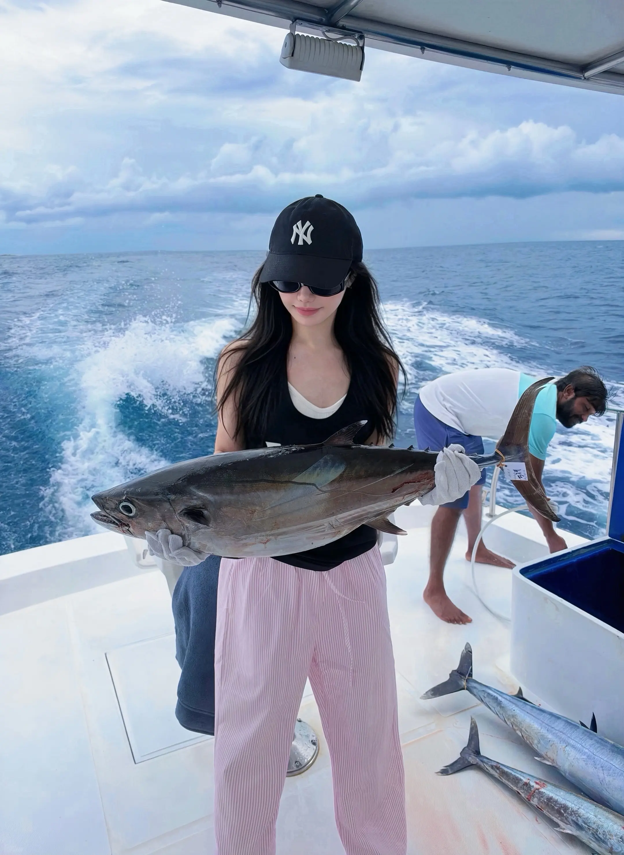 假装钓鱼佬🎣