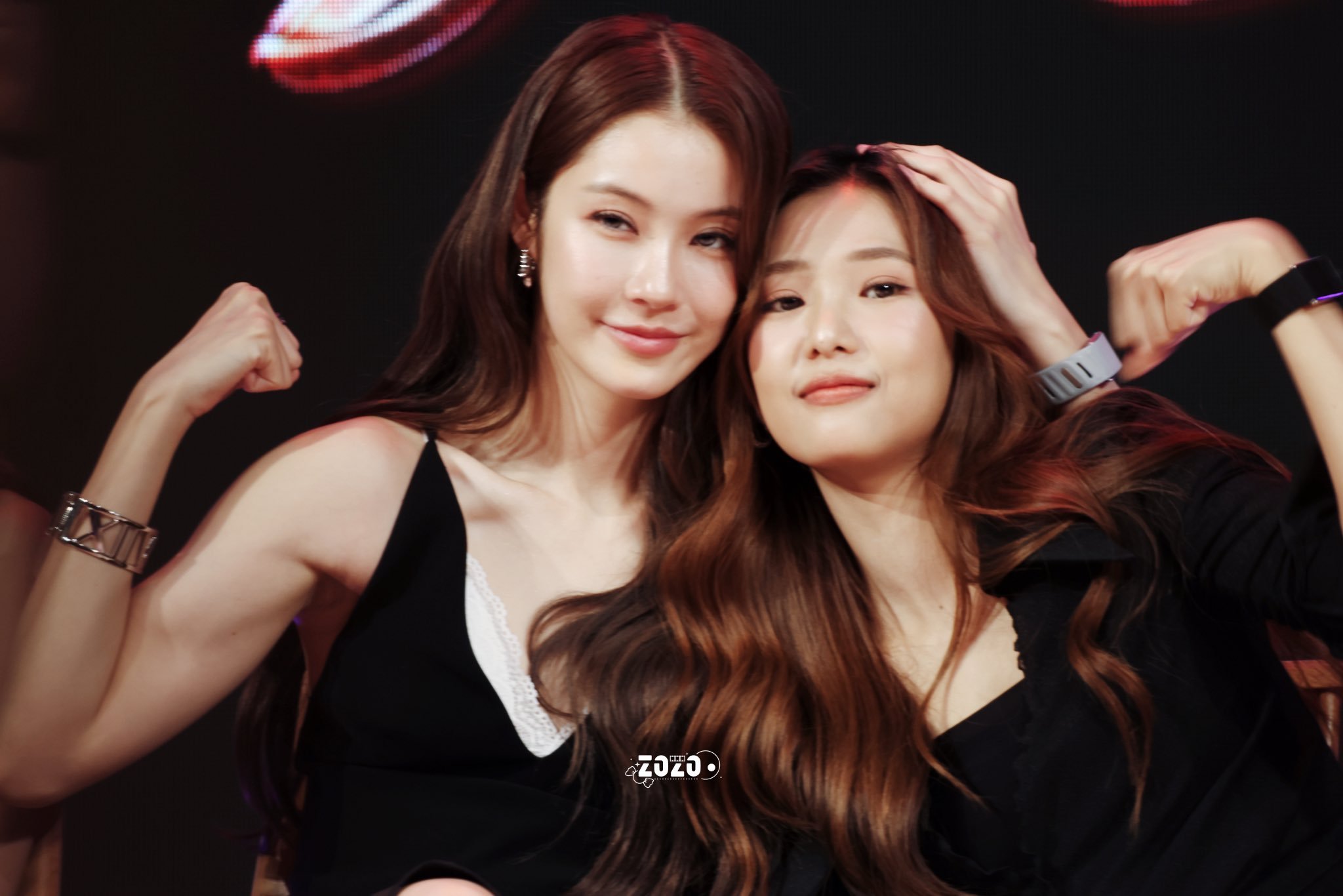 🥰🥰💐GirlRulesFMinSeoul ©️logo 