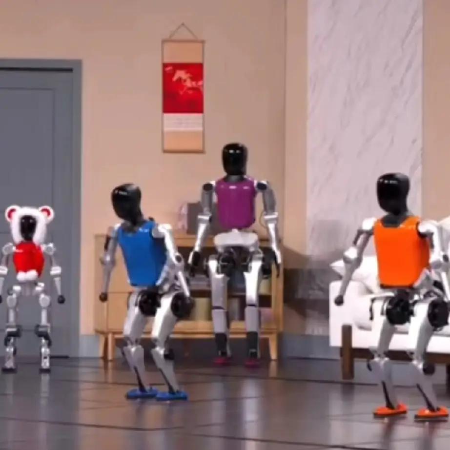 谁能想到，今年春晚的泪点竟然被四个机器人给承包了。它们不靠台词包袱取胜，却自带一