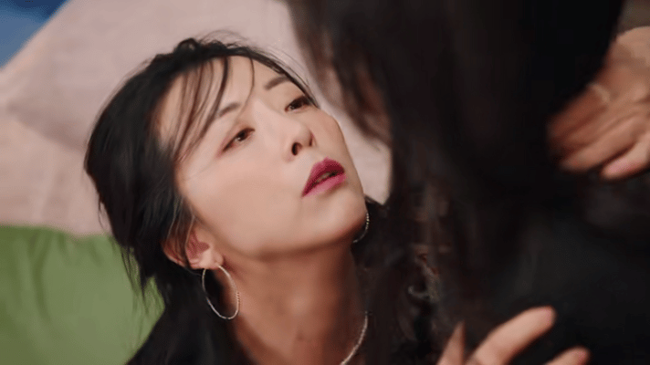 蒋依依黄小蕾跨越十八年的母女情缘蒋依依黄小蕾对抗路母女辗转多地跨越十八年频频合作