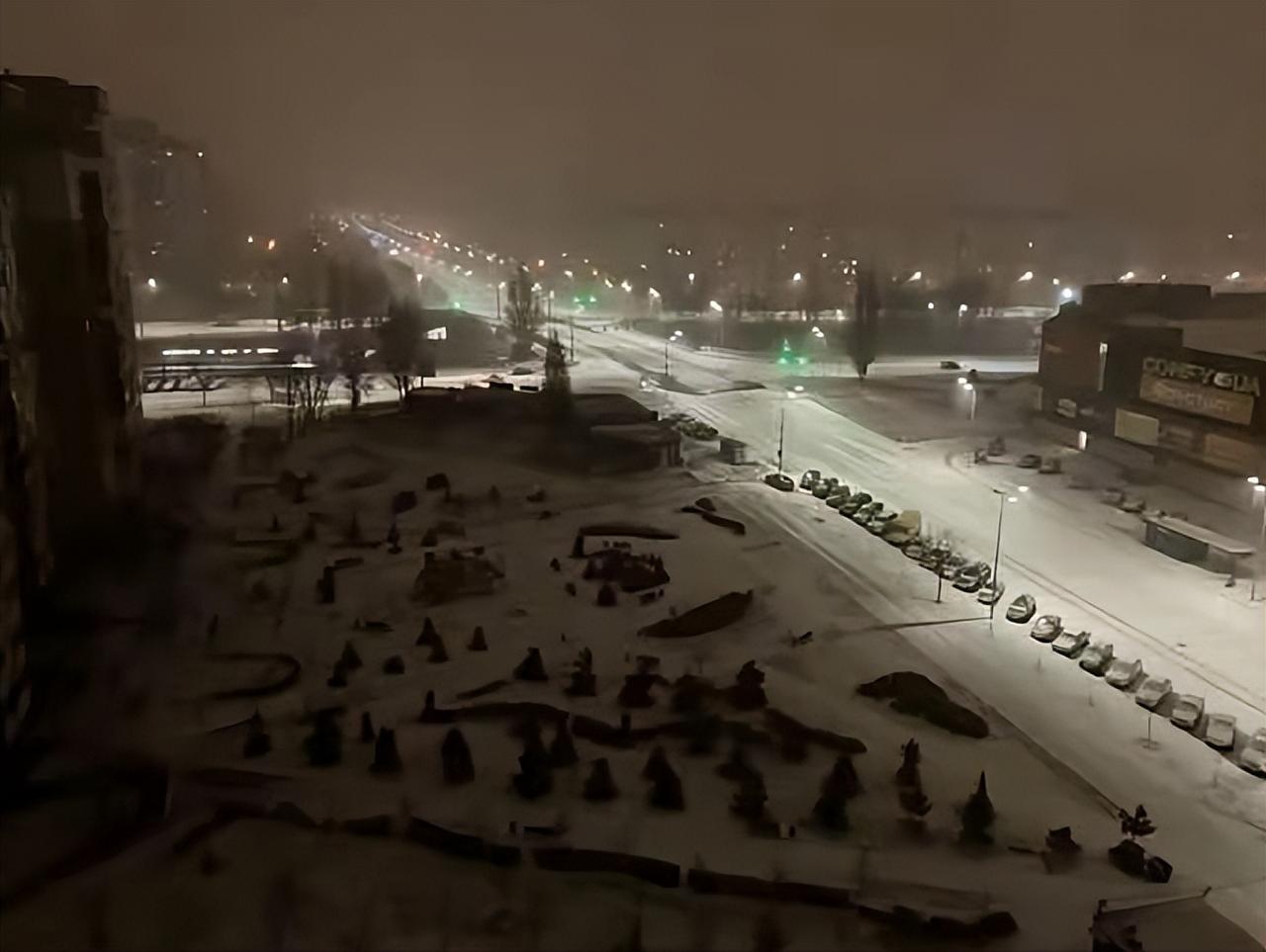 这一次乌克兰真的是挺不住了，他倒在了第4个冬天。

最新消息，基辅城的市长克里琴