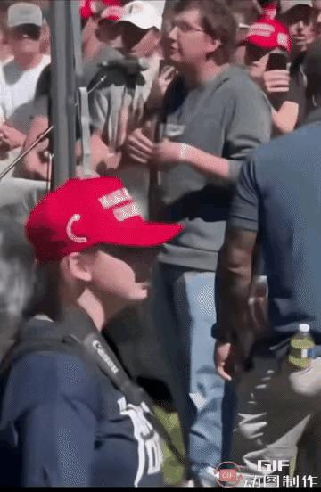 现在对于特朗普来说，最头疼的问题就是要如何报复了！这是一个事关生死的问题！

