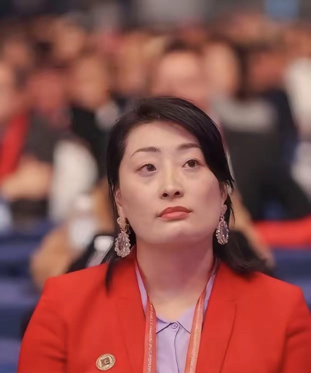 剑指18亿美金，娃哈哈宗馥莉，再度上诉，要求香港法院撤销18亿美元离岸信托保全令