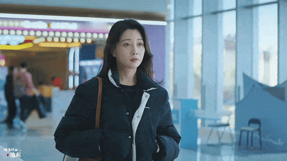 #凡人歌# 每个人的境遇都看得人心里难受，女人啊，真的不要为了家庭放弃事业 ​​