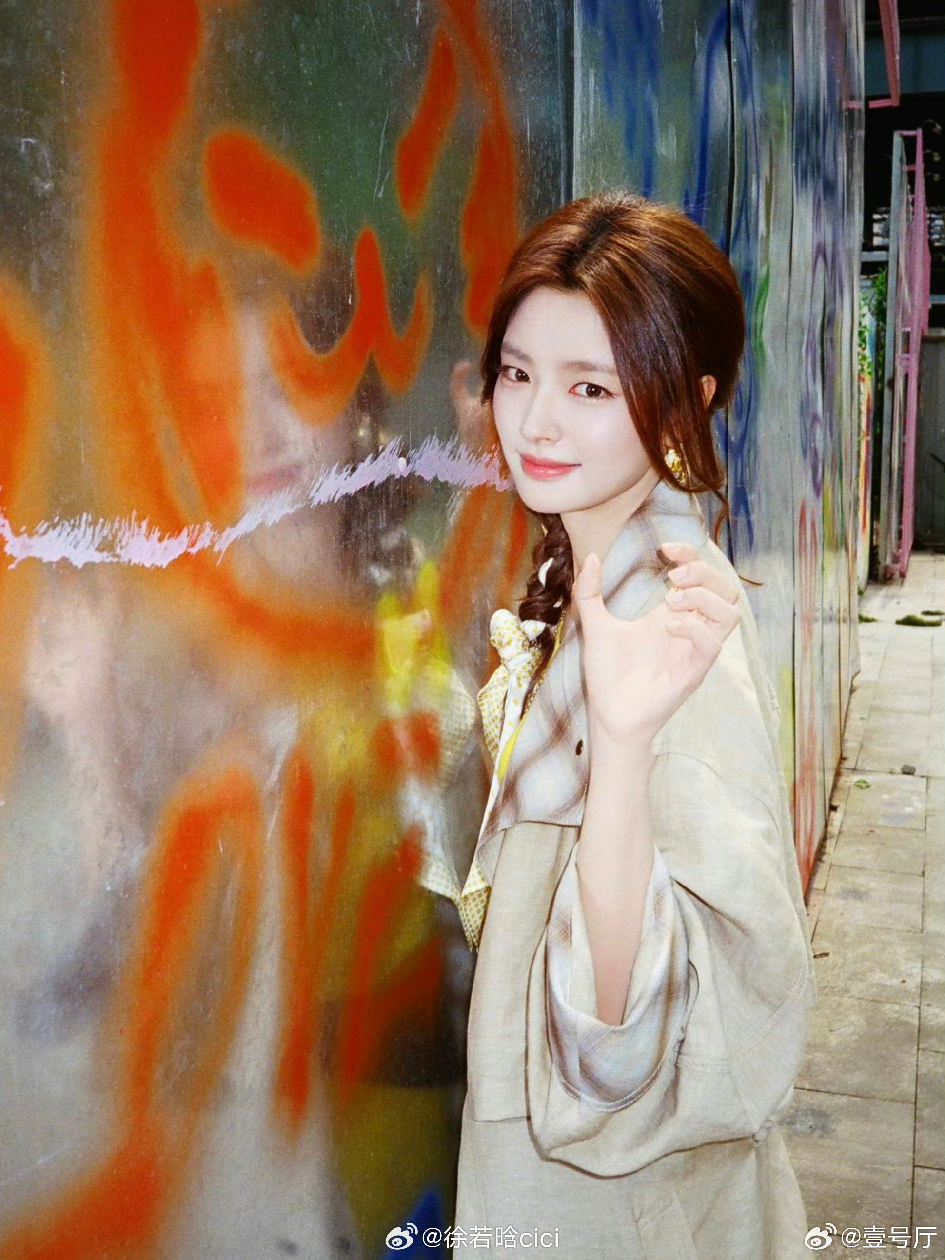 徐若晗桃花坞vlog五十公里桃花坞6 不愧是被综艺耽误的摄影师！复古滤镜搭配细腻