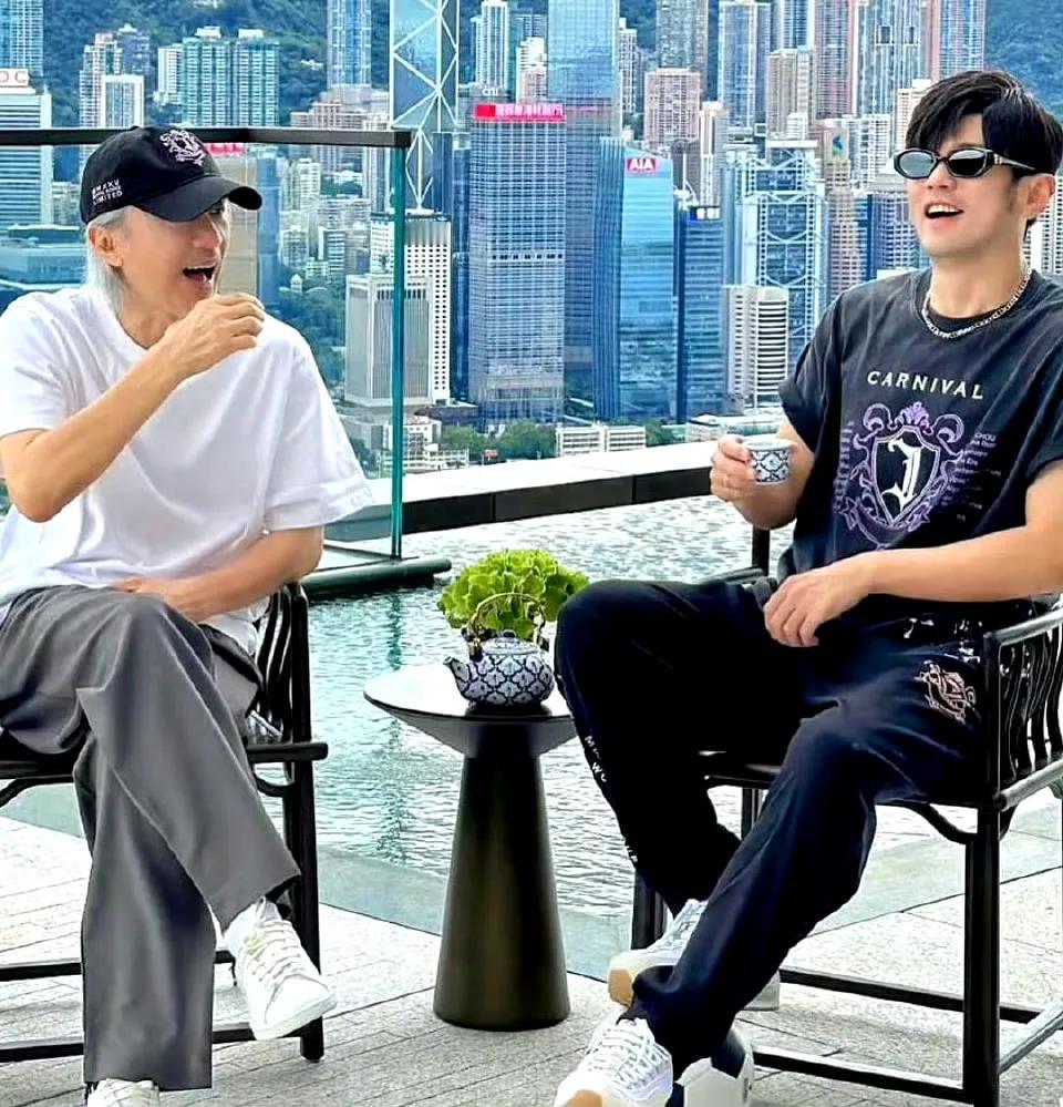 这两个是80最喜欢的后两位。80 后的时光 永远喜欢的东西 80后纯真记忆 80