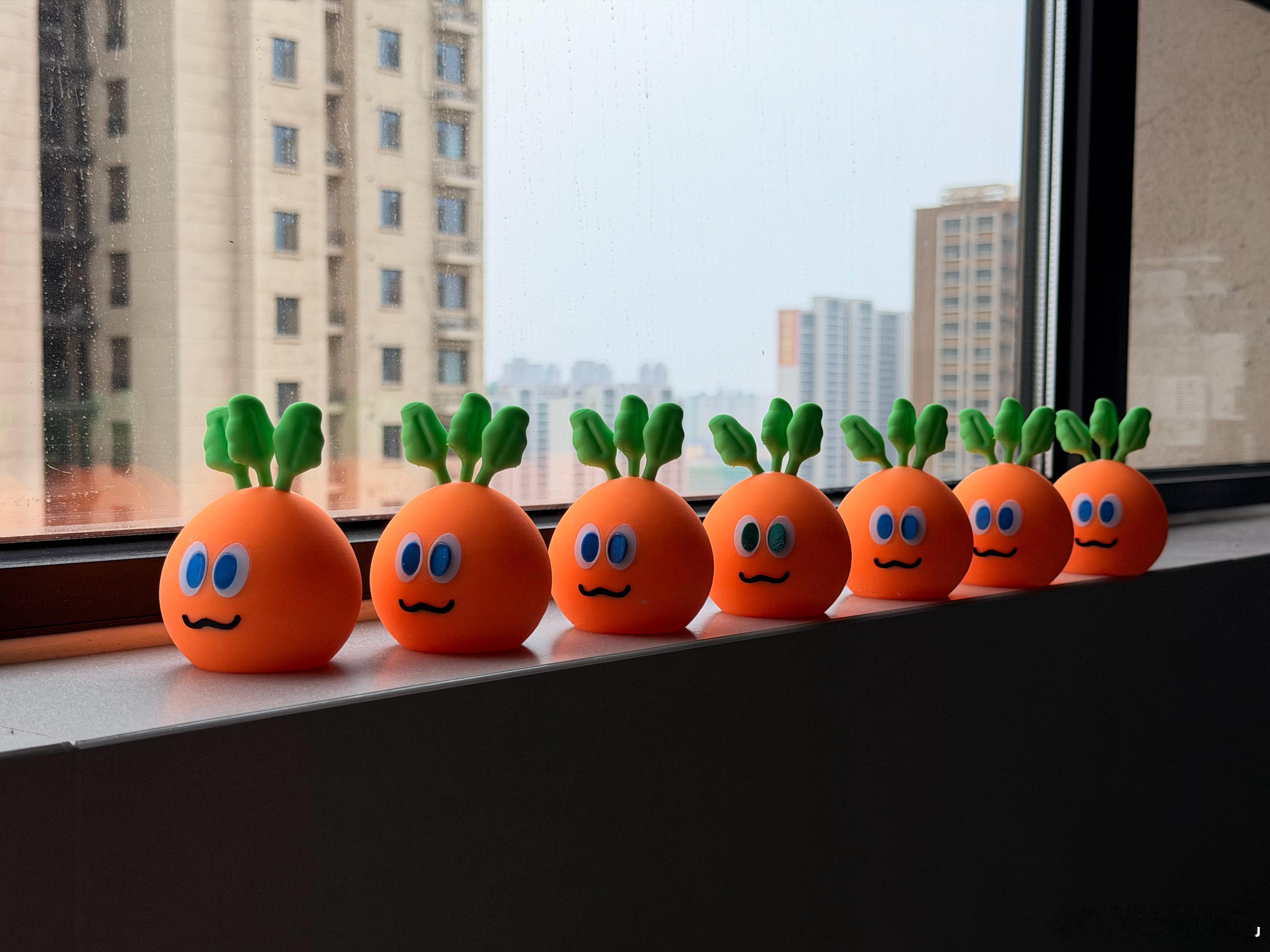 五月天演唱会门票有抢到的么？ 刚给朋友们打了一批卜卜应援物 