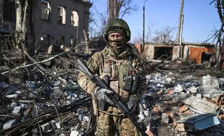 快讯！快讯！。
 
俄罗斯总统普京突然宣布了在乌克兰开展“特别军事行动”，时间是