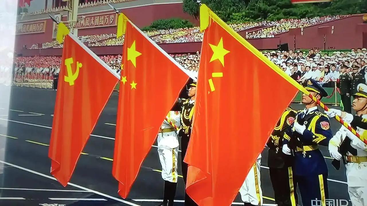 俄乌停了，中国的苦日子可能即将来临？说白了，俄乌停火就盼着中国过苦日子？这纯属把
