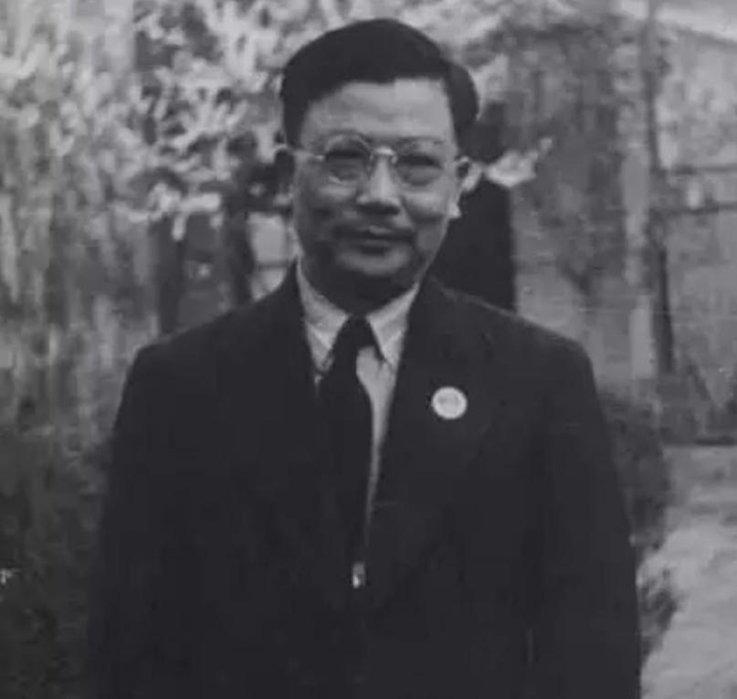 1943年，一个叛徒找到了李克农，说他已经知错了，真切地恳求李克农给他一次机会，