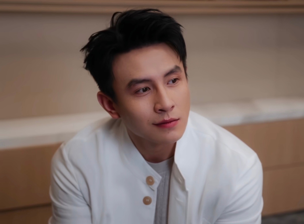 刘萧旭爱在风起燕舞时 刘萧旭首张ep 我喜欢你，所以希望你被簇拥包围，你走的路要