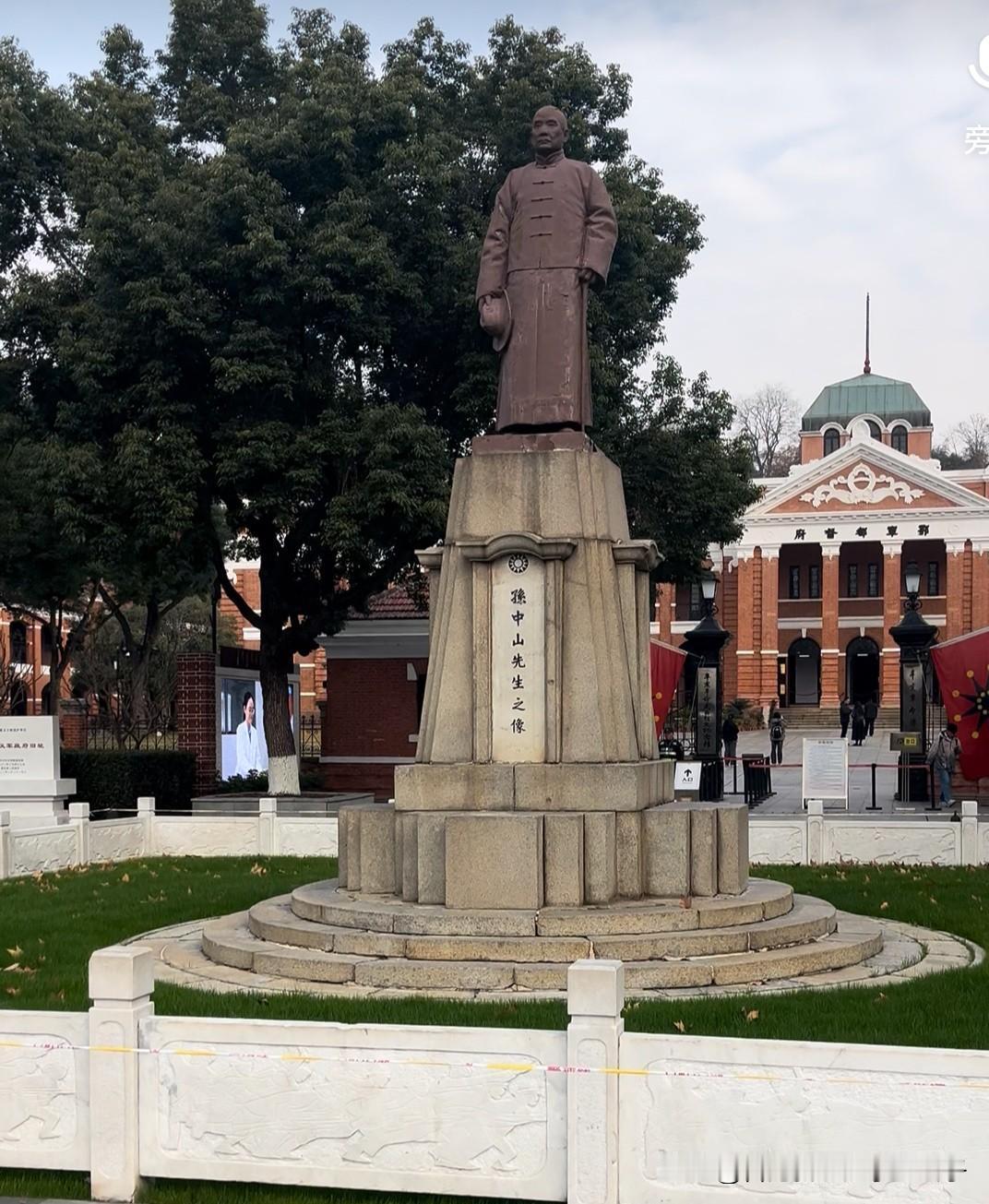 今天带大家去一个超有意义的打卡地——武汉的辛亥革命博物院。这里不只是一座博物馆，