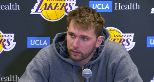 东契奇：刚来湖人时我比较安静，现在经常开玩笑&说些垃圾话