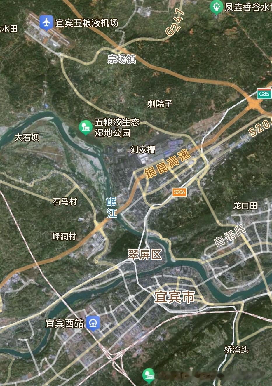 宜宾，五粮液之乡，光听名字就有热情好客、美酒想多之意。好酒与宜宾的相遇，却只是一