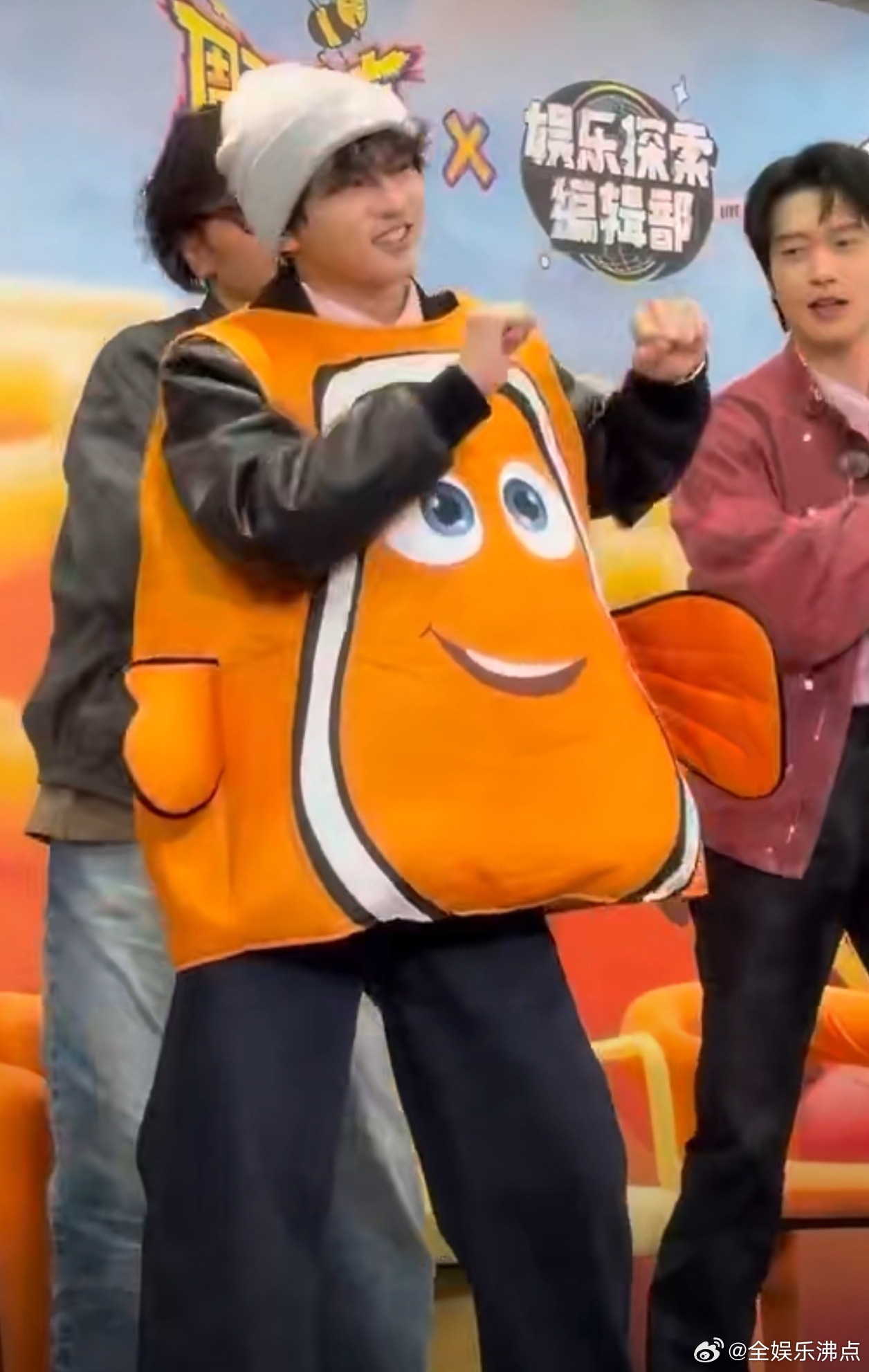 我单方面宣布，这是“依赖摇”的最佳演绎版本！不接受反驳！穆祉丞直播跳依赖摇周五晚