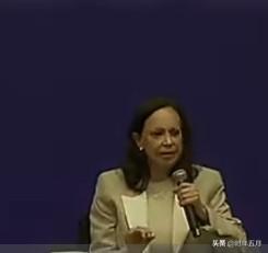 委内瑞拉的马查多表示，她并不后悔将自己的诺贝尔和平奖授予特朗普：

“在这个世界
