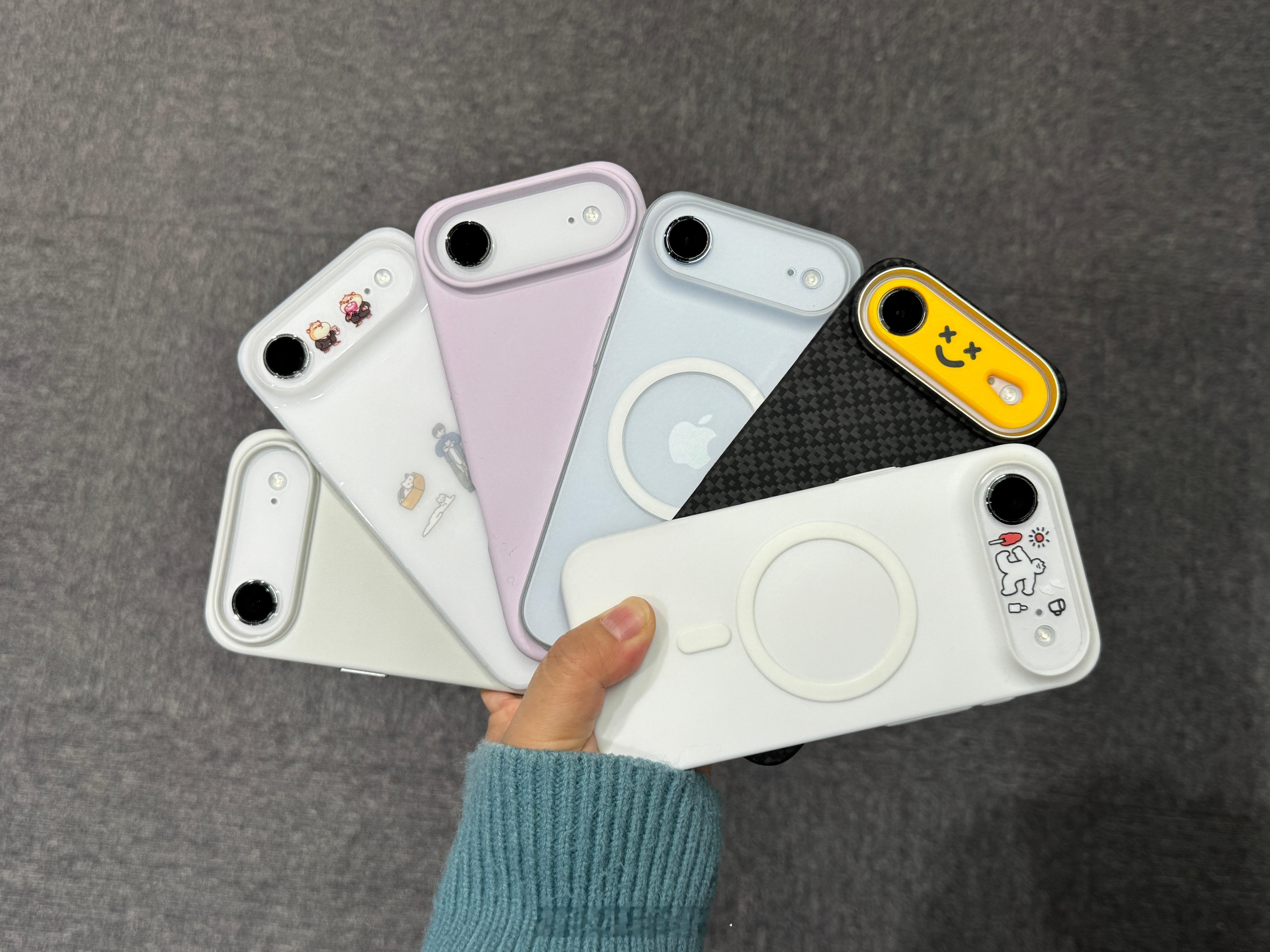 汇报下我们工作室现在的 iPhone Air 用户情况，增加至 6 位： 2 个