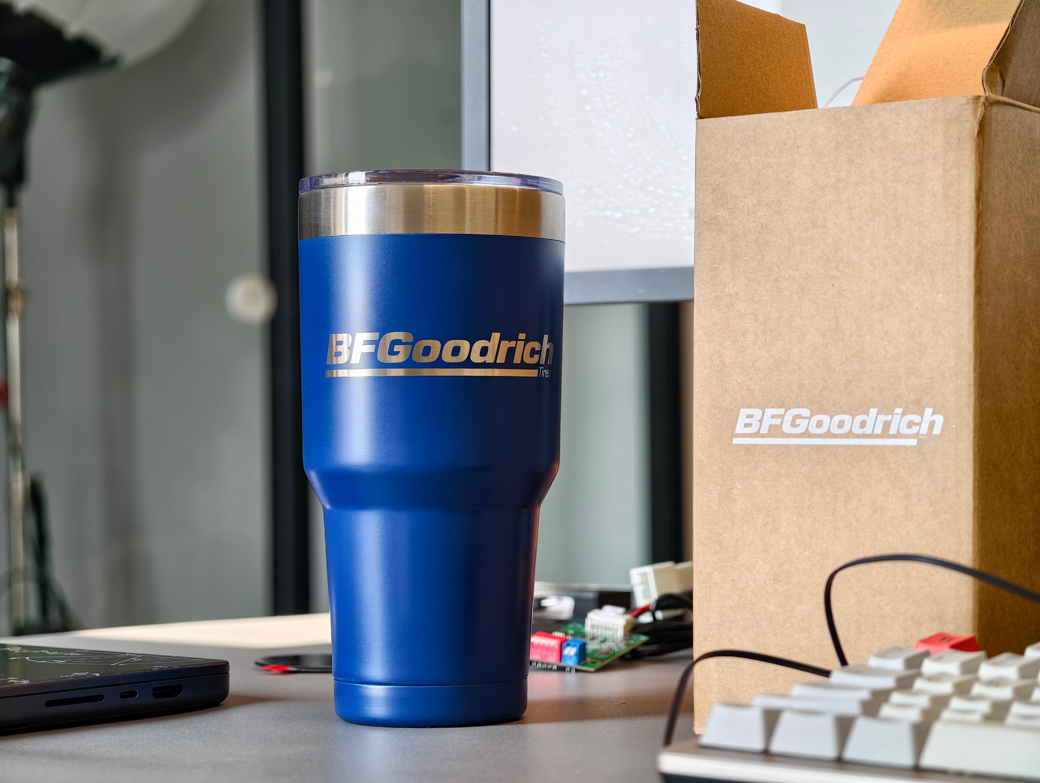 点赞，抽个米其林不锈钢水杯。900ML，大容量！ 