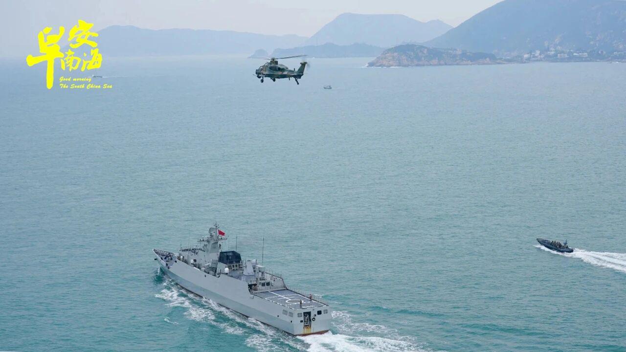解放军南部战区某部训练时的一个场景。海面有056导弹护卫舰、载有小分队的刚性充气