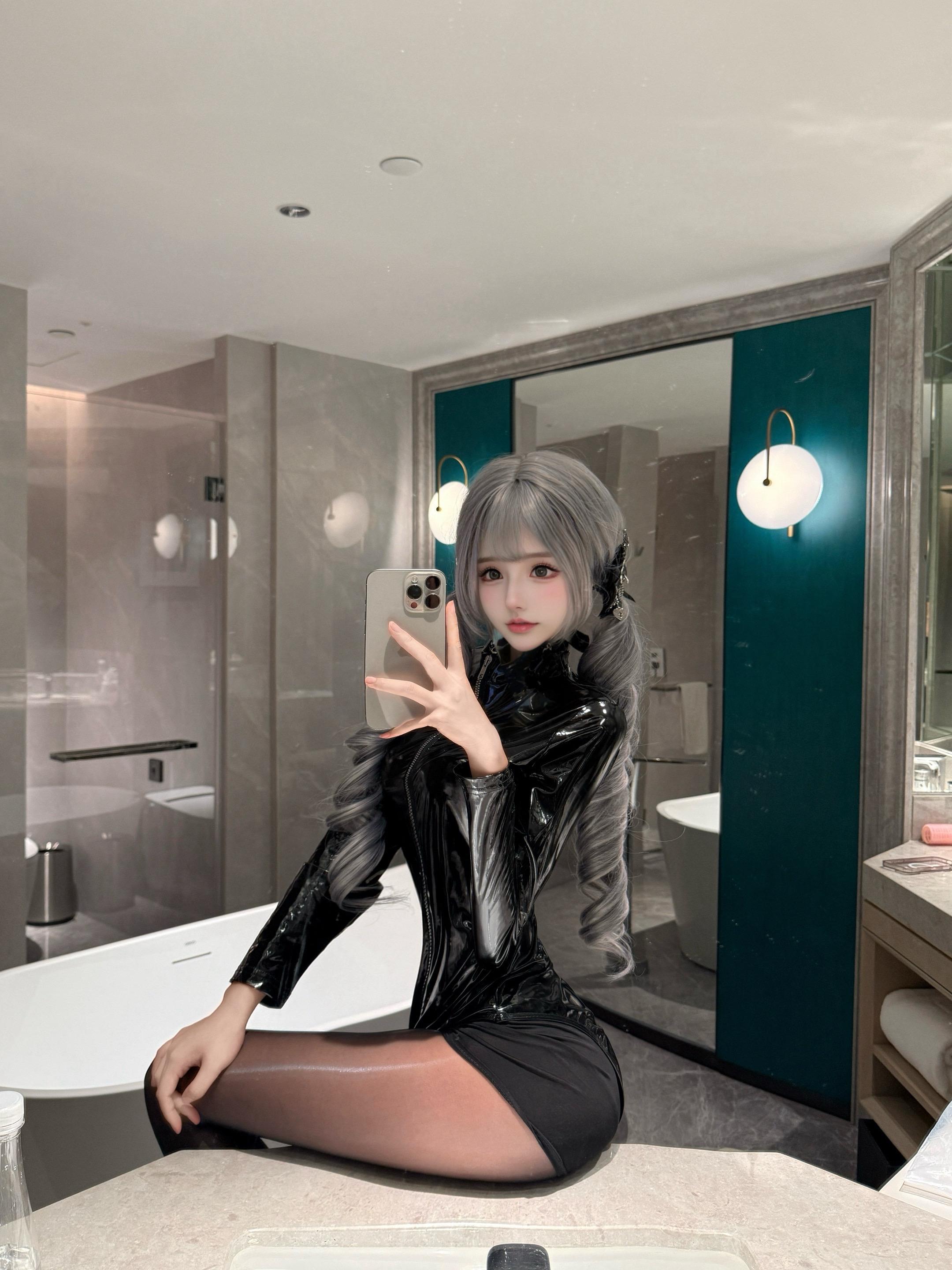 可以只和我玩吗